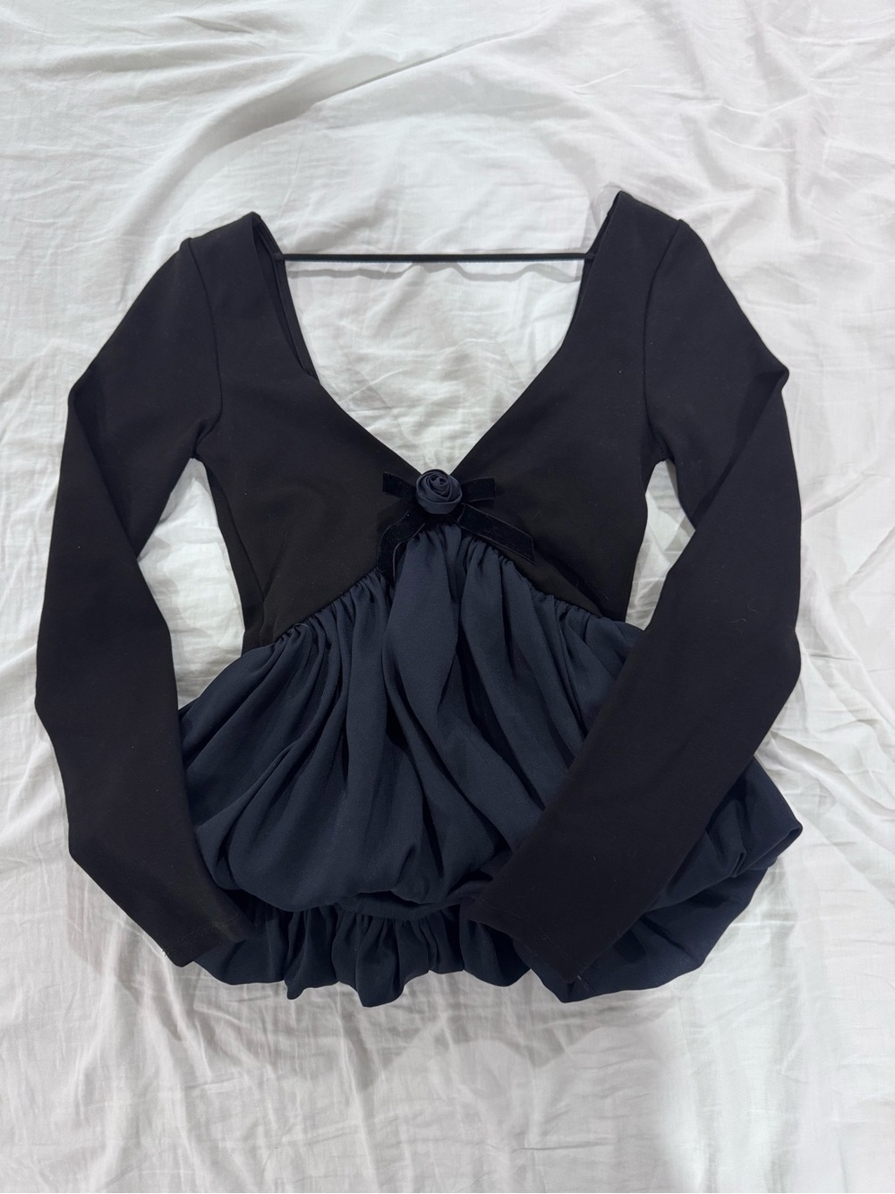 ZARA Black Long-Sleeve V-Neck Peplum Flower Top